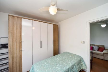 Suíte de apartamento para alugar com 1 quarto, 48m² em Passo D’areia, Porto Alegre