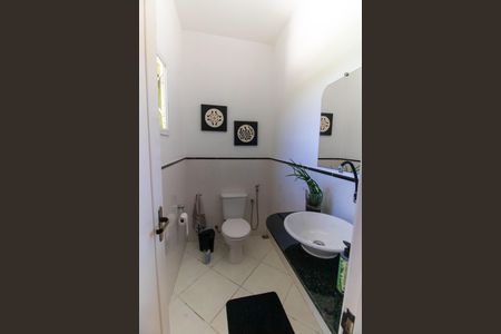 Casa de condomínio à venda com 483m², 5 quartos e 4 vagasLavabo