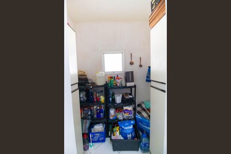 Casa de condomínio à venda com 483m², 5 quartos e 4 vagasDespensa