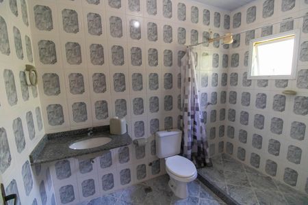 Casa de condomínio à venda com 483m², 5 quartos e 4 vagasBanheiro da Suíte