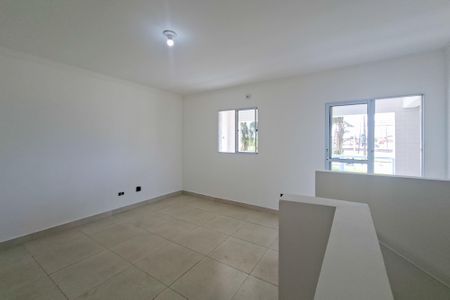 Casa de condomínio para alugar com 56m², 2 quartos e 2 vagasSala