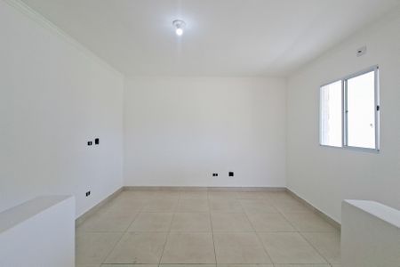 Casa de condomínio para alugar com 56m², 2 quartos e 2 vagasSala