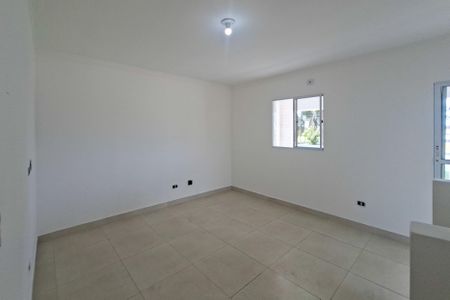 Casa de condomínio para alugar com 56m², 2 quartos e 2 vagasSala