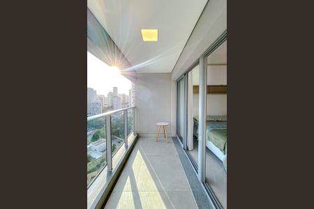 Varanda de kitnet/studio para alugar com 1 quarto, 25m² em Vila Mariana, São Paulo
