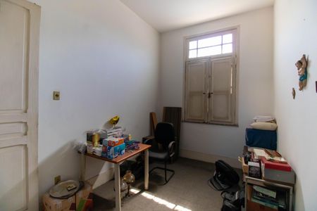 Casa à venda com 250m², 4 quartos e 3 vagas Casa à venda com 250m², 4 quartos e 3 vagasQuarto 4