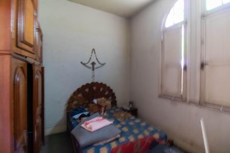 Casa à venda com 250m², 4 quartos e 3 vagas Casa à venda com 250m², 4 quartos e 3 vagasQuarto 2