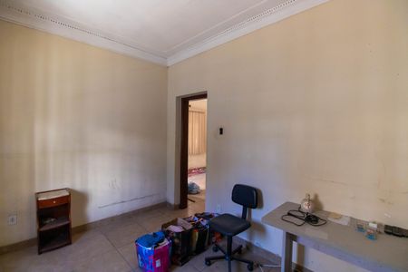 Casa à venda com 250m², 4 quartos e 3 vagas Casa à venda com 250m², 4 quartos e 3 vagasQuarto 1