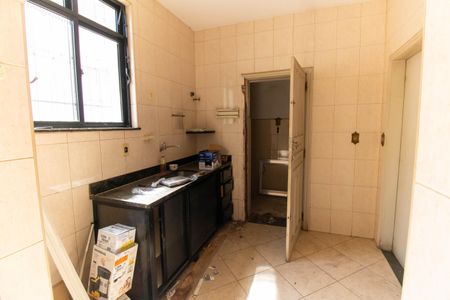 Casa à venda com 250m², 4 quartos e 3 vagas Casa à venda com 250m², 4 quartos e 3 vagasCozinha