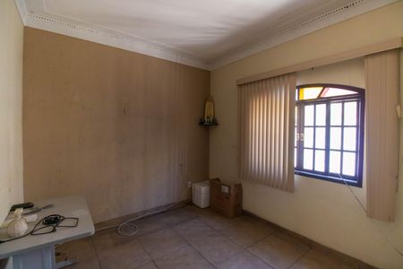 Casa à venda com 250m², 4 quartos e 3 vagas Casa à venda com 250m², 4 quartos e 3 vagasQuarto 1