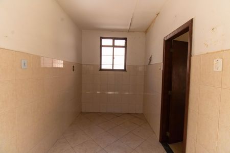 Casa à venda com 250m², 4 quartos e 3 vagas Casa à venda com 250m², 4 quartos e 3 vagasCozinha