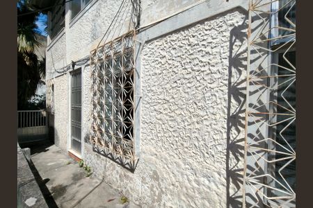 Apartamento à venda com 34m², 1 quarto e 1 vaga Apartamento à venda com 34m², 1 quarto e 1 vagaFachada