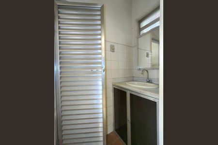 Apartamento à venda com 34m², 1 quarto e 1 vaga Apartamento à venda com 34m², 1 quarto e 1 vagaBanheiro