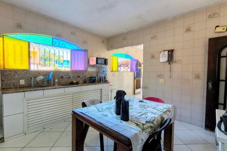Casa de condomínio à venda com 348m², 5 quartos e 5 vagas1º Pav - Cozinha