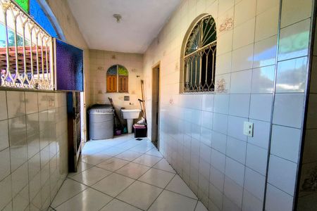 Casa de condomínio à venda com 348m², 5 quartos e 5 vagas1º Pav - Área de Serviço