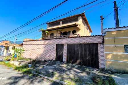 Casa de condomínio à venda com 348m², 5 quartos e 5 vagasFachada