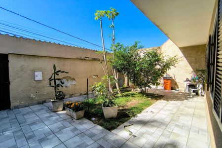 Casa de condomínio à venda com 348m², 5 quartos e 5 vagas1º Pav - Área Externa