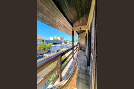 Casa de condomínio à venda com 348m², 5 quartos e 5 vagas2º Pav - Varanda do Quarto 4 e da Suite 1