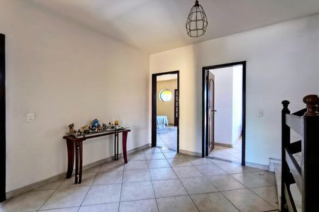 Casa de condomínio à venda com 348m², 5 quartos e 5 vagas2º Pav - Hall