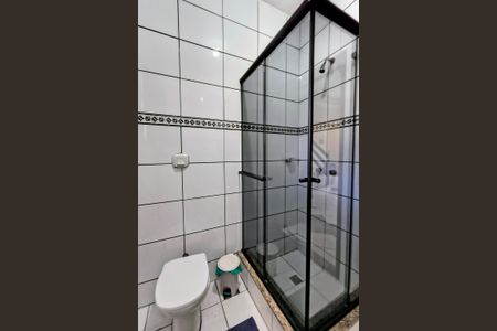 Casa de condomínio à venda com 348m², 5 quartos e 5 vagas1º Pav - Banheiro Social 1