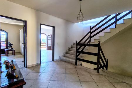 Casa de condomínio à venda com 348m², 5 quartos e 5 vagas2º Pav - Hall