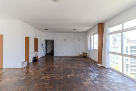 Apartamento para alugar com 342m², 3 quartos e 2 vagasSala