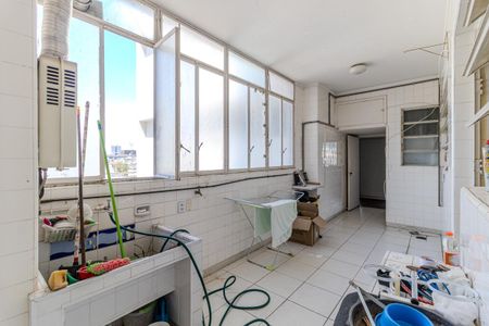 Apartamento para alugar com 342m², 3 quartos e 2 vagasÁrea de Serviço