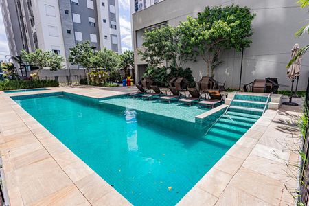 Apartamento para alugar com 44m², 2 quartos e sem vaga Apartamento para alugar com 44m², 2 quartos e sem vagaÁrea comum - Piscina