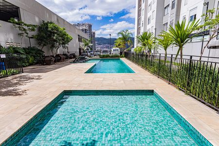 Apartamento para alugar com 44m², 2 quartos e sem vaga Apartamento para alugar com 44m², 2 quartos e sem vagaÁrea comum - Piscina
