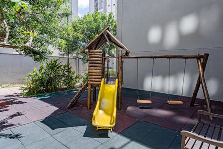 Apartamento para alugar com 44m², 2 quartos e sem vaga Apartamento para alugar com 44m², 2 quartos e sem vagaÁrea comum - Playground