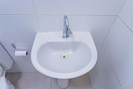 Apartamento para alugar com 44m², 2 quartos e sem vaga Apartamento para alugar com 44m², 2 quartos e sem vagaBanheiro
