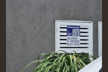 Casa de condomínio à venda com 400m², 4 quartos e 2 vagas Casa de condomínio à venda com 400m², 4 quartos e 2 vagasPlaca