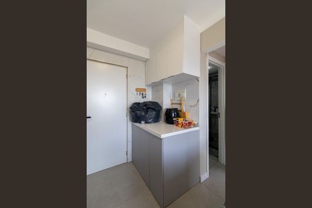 Apartamento para alugar com 32m², 2 quartos e sem vaga Apartamento para alugar com 32m², 2 quartos e sem vagaCozinha e Área de Serviço
