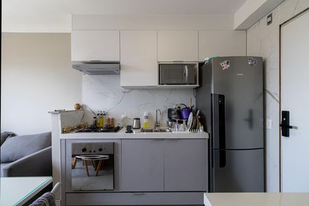 Apartamento para alugar com 32m², 2 quartos e sem vaga Apartamento para alugar com 32m², 2 quartos e sem vagaCozinha e Área de Serviço