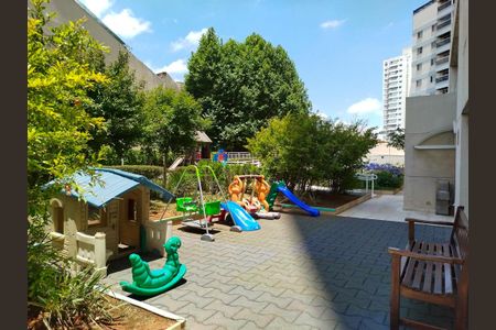 Apartamento à venda com 110m², 2 quartos e 2 vagasÁrea comum - Playground baby