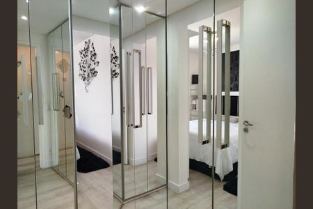 Apartamento à venda com 110m², 2 quartos e 2 vagasCloset da suíte 2