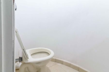 Casa para alugar com 90m², 2 quartos e 2 vagasLavabo