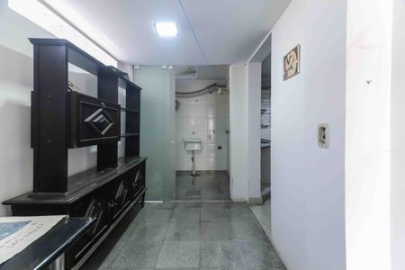 Casa para alugar com 90m², 2 quartos e 2 vagasCorredor