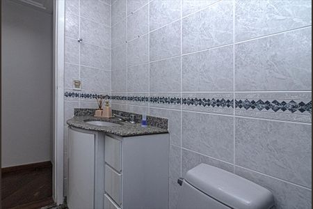 Apartamento à venda com 114m², 3 quartos e 2 vagasbanheiro social_4