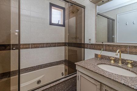 Apartamento à venda com 114m², 3 quartos e 2 vagasbanheiro na suíte_1