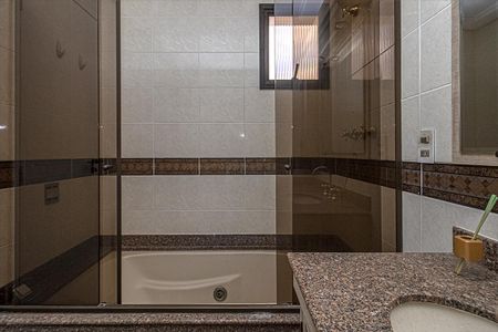 Apartamento à venda com 114m², 3 quartos e 2 vagasbanheiro na suíte_2