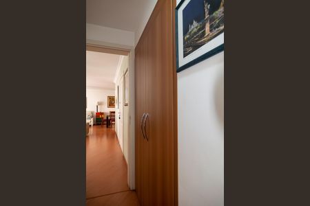 Apartamento à venda com 139m², 3 quartos e 2 vagasRoupeiro