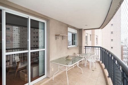 Apartamento à venda com 139m², 3 quartos e 2 vagasVaranda