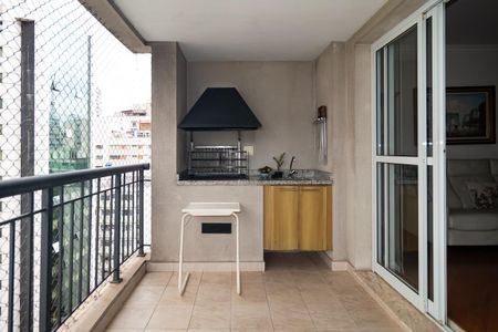 Apartamento à venda com 139m², 3 quartos e 2 vagasVaranda