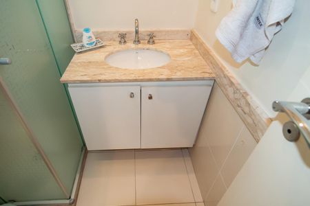 Apartamento à venda com 139m², 3 quartos e 2 vagasBanheiro Quarto 1 - Suíte