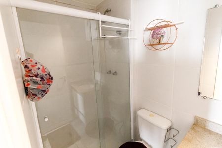 Apartamento para alugar com 67m², 2 quartos e 1 vaga Apartamento para alugar com 67m², 2 quartos e 1 vagaBanheiro Corredor