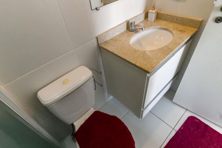 Apartamento para alugar com 67m², 2 quartos e 1 vaga Apartamento para alugar com 67m², 2 quartos e 1 vagaBanheiro da Suíte