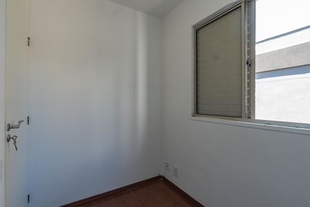 Apartamento à venda com 65m², 3 quartos e 1 vagaQuarto 2