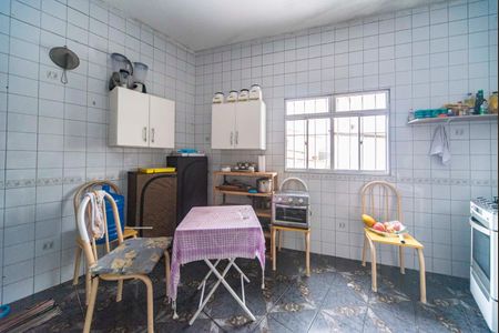 Casa à venda com 2147483650m², 2 quartos e 2 vagas Casa à venda com 2147483650m², 2 quartos e 2 vagasCozinha