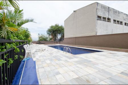 Apartamento à venda com 67m², 3 quartos e 1 vagaÁrea comum - Piscina