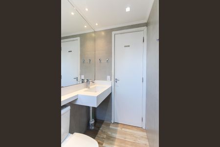 Apartamento para alugar com 45m², 2 quartos e 1 vaga Apartamento para alugar com 45m², 2 quartos e 1 vagaBanheiro